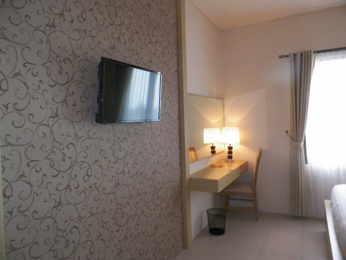 كاليورانغ Akasa Hotel المظهر الخارجي الصورة