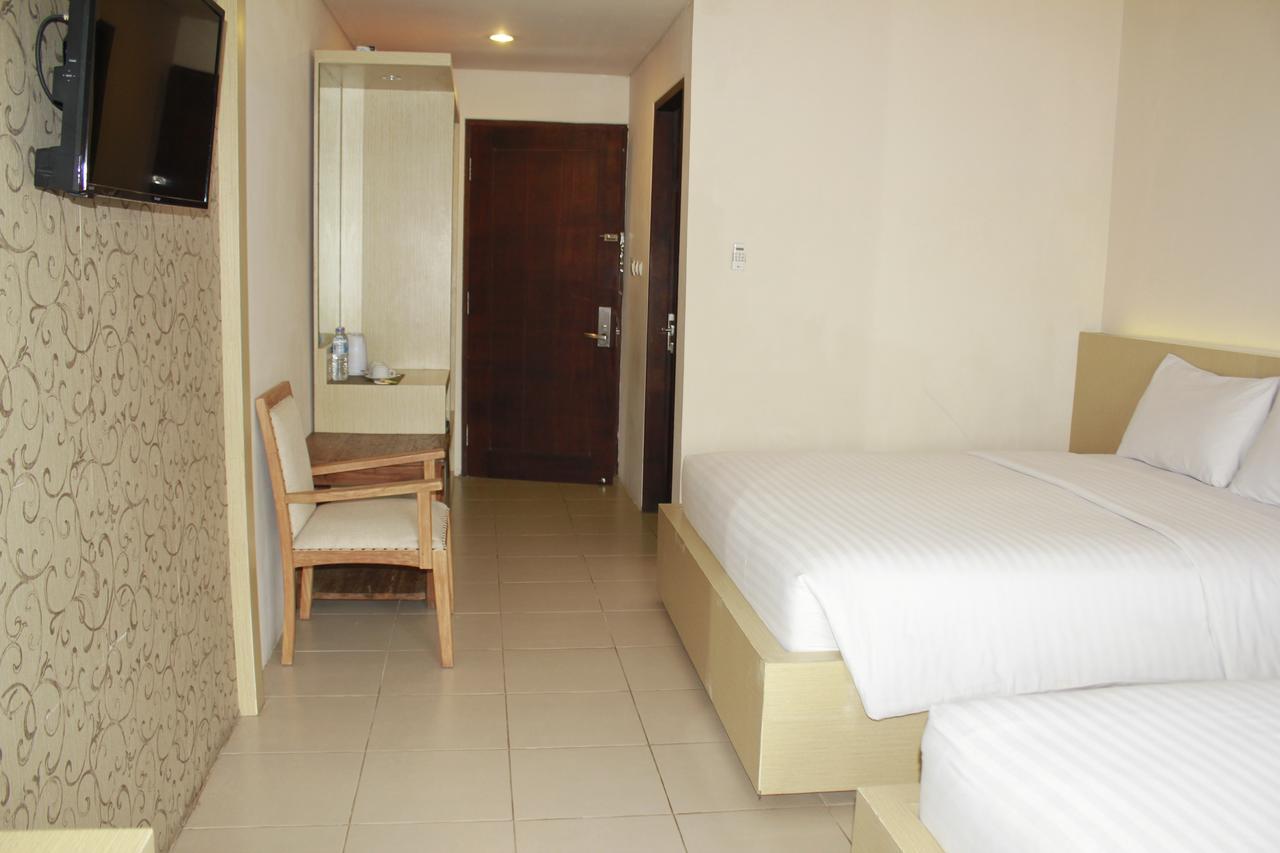 كاليورانغ Akasa Hotel المظهر الخارجي الصورة